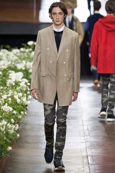 Look 21
